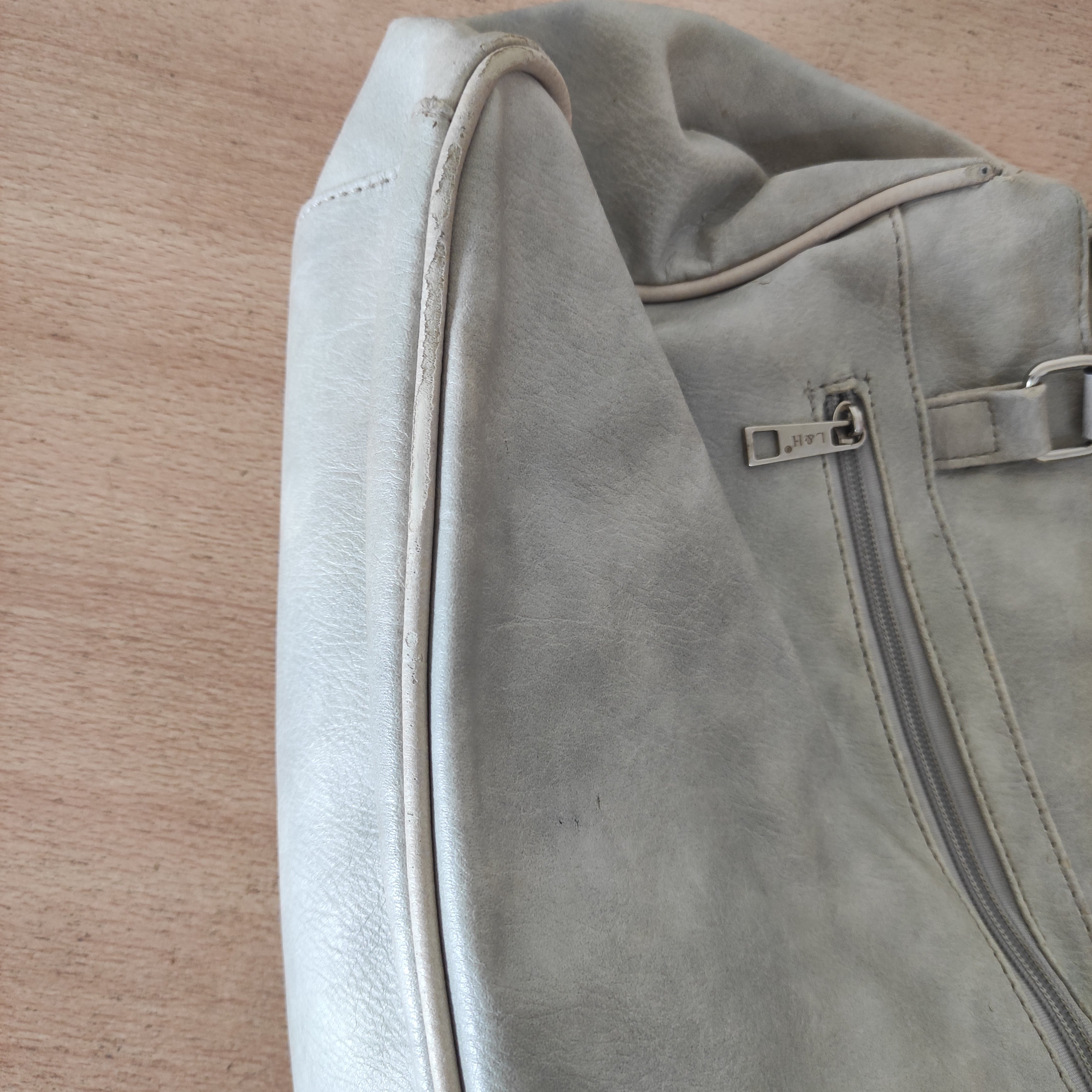 Metro Shoulder Bag