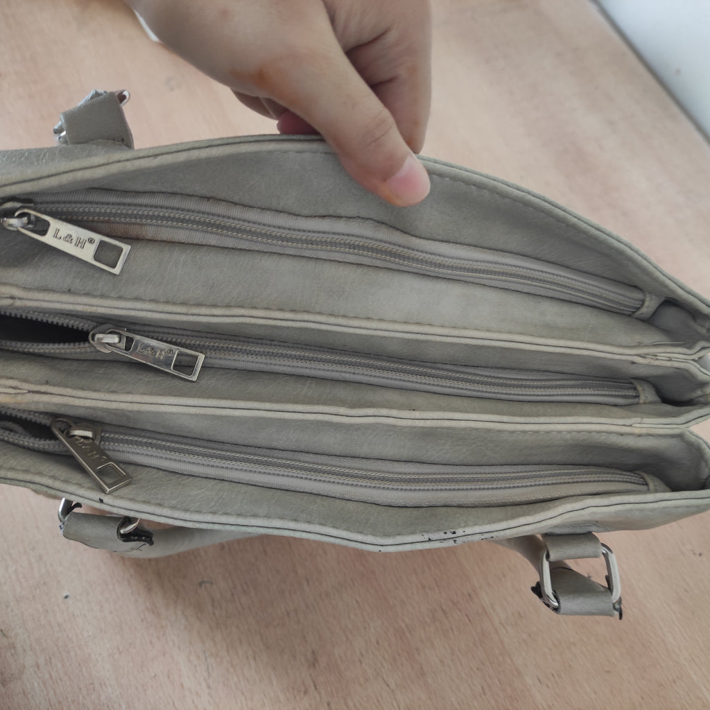 Metro Shoulder Bag