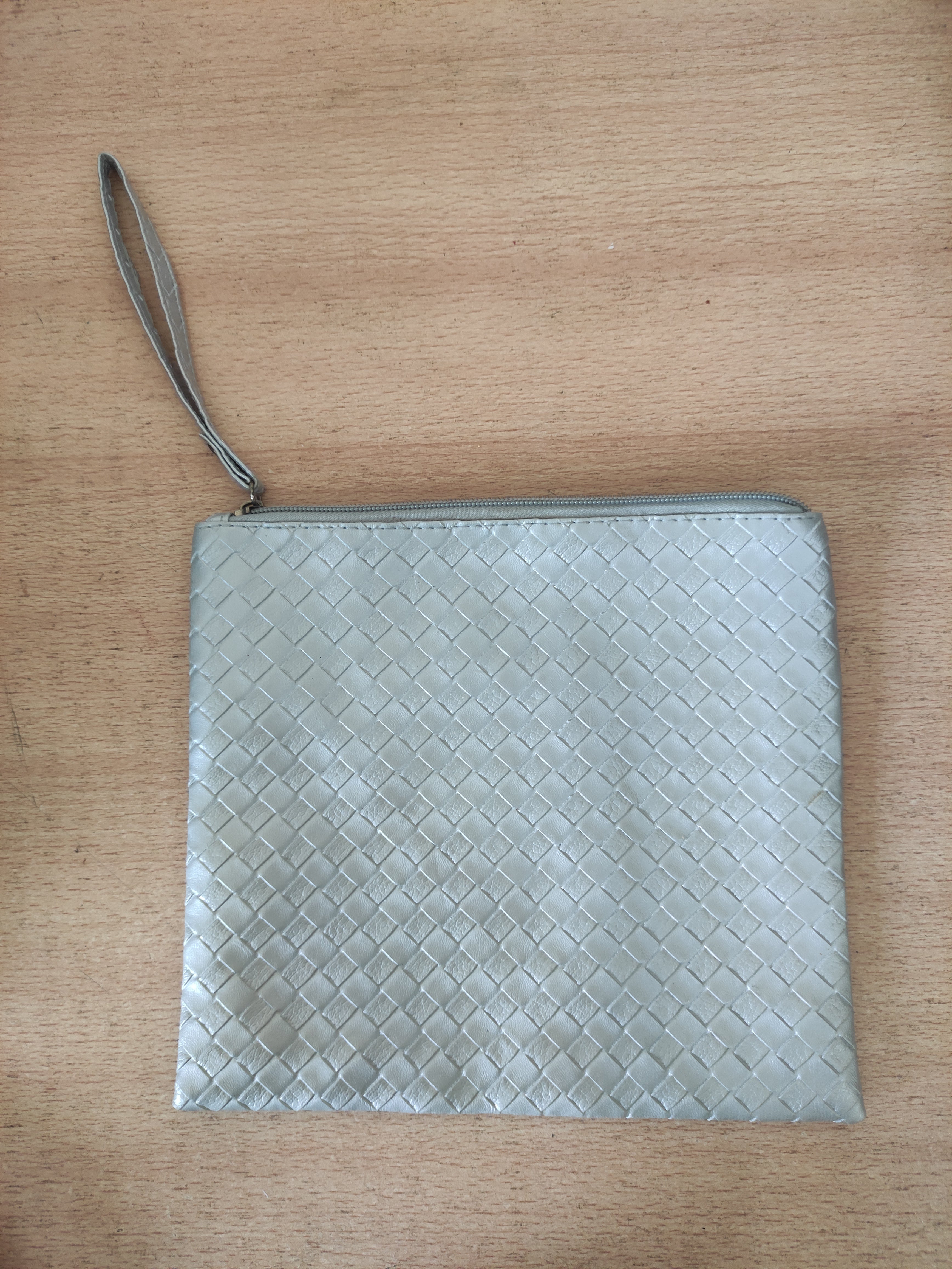 Brax Woven Storage Bag