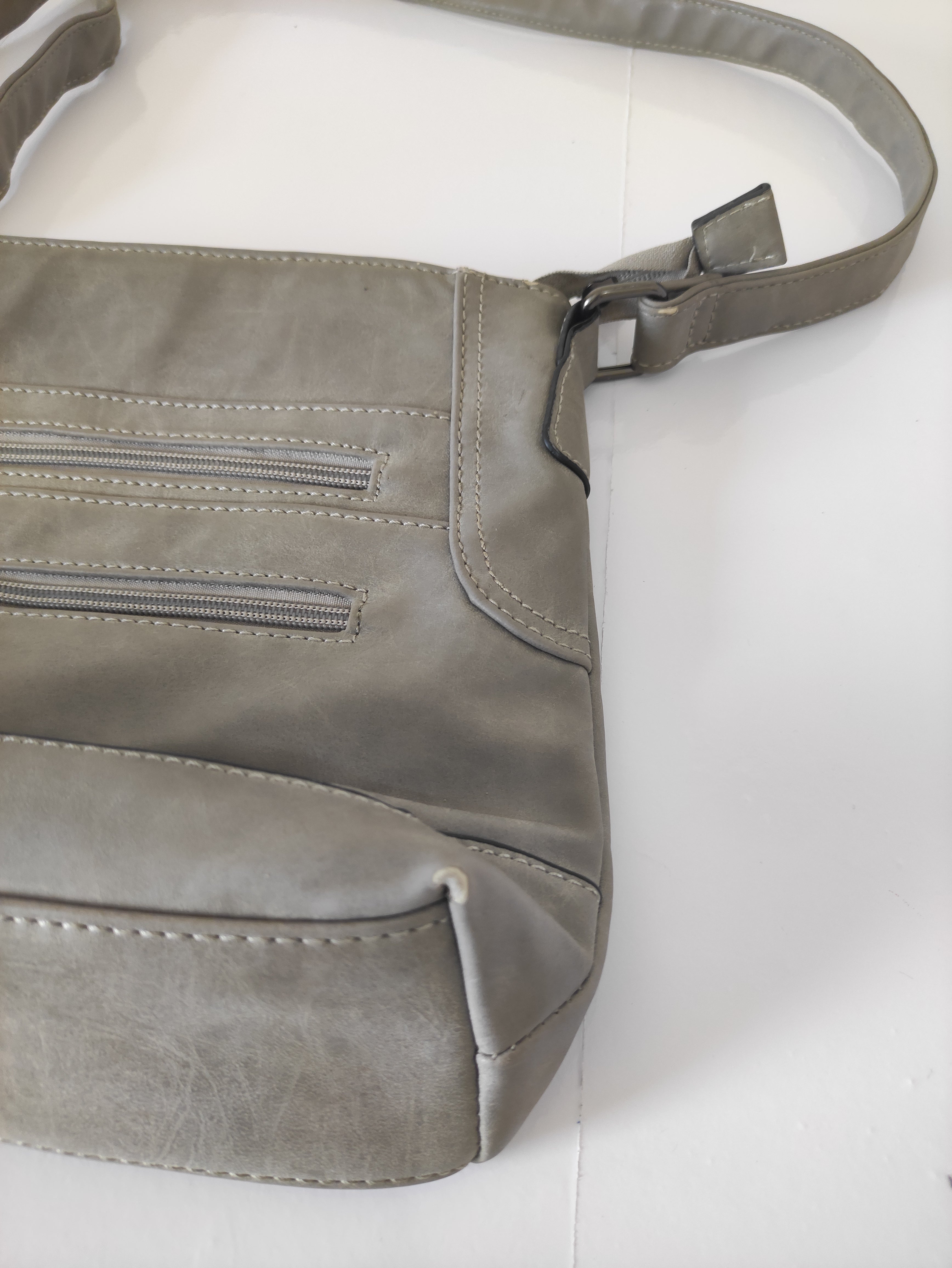 Ash Grey Crossbody