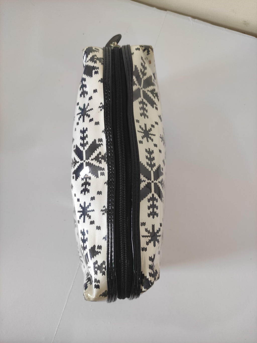 Snowflake Makeup Pouch