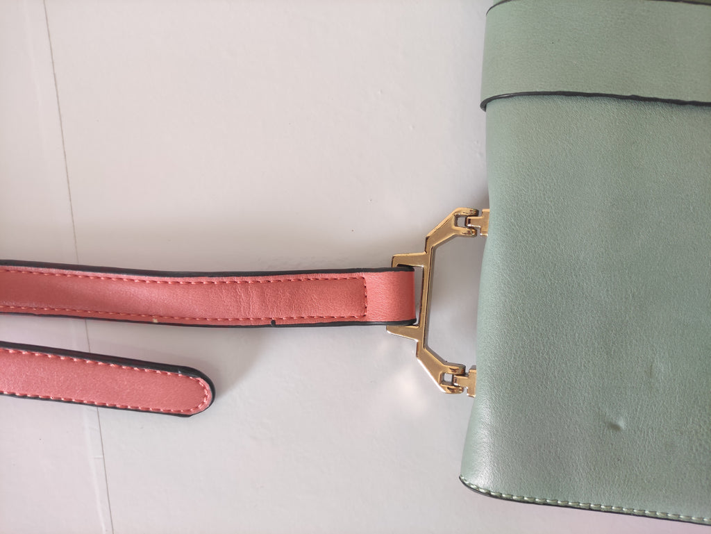 LIQUORISH handbag