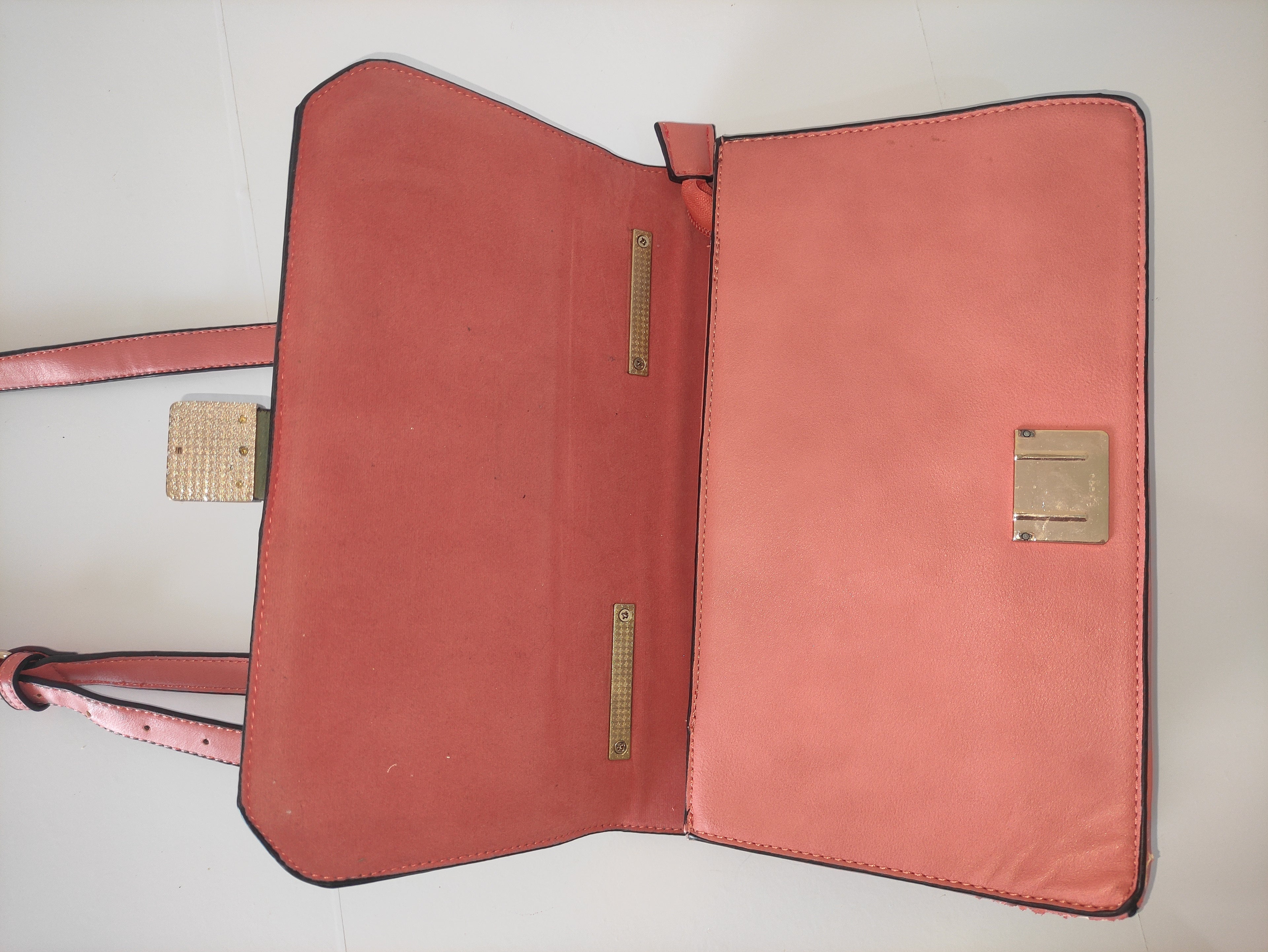 LIQUORISH handbag