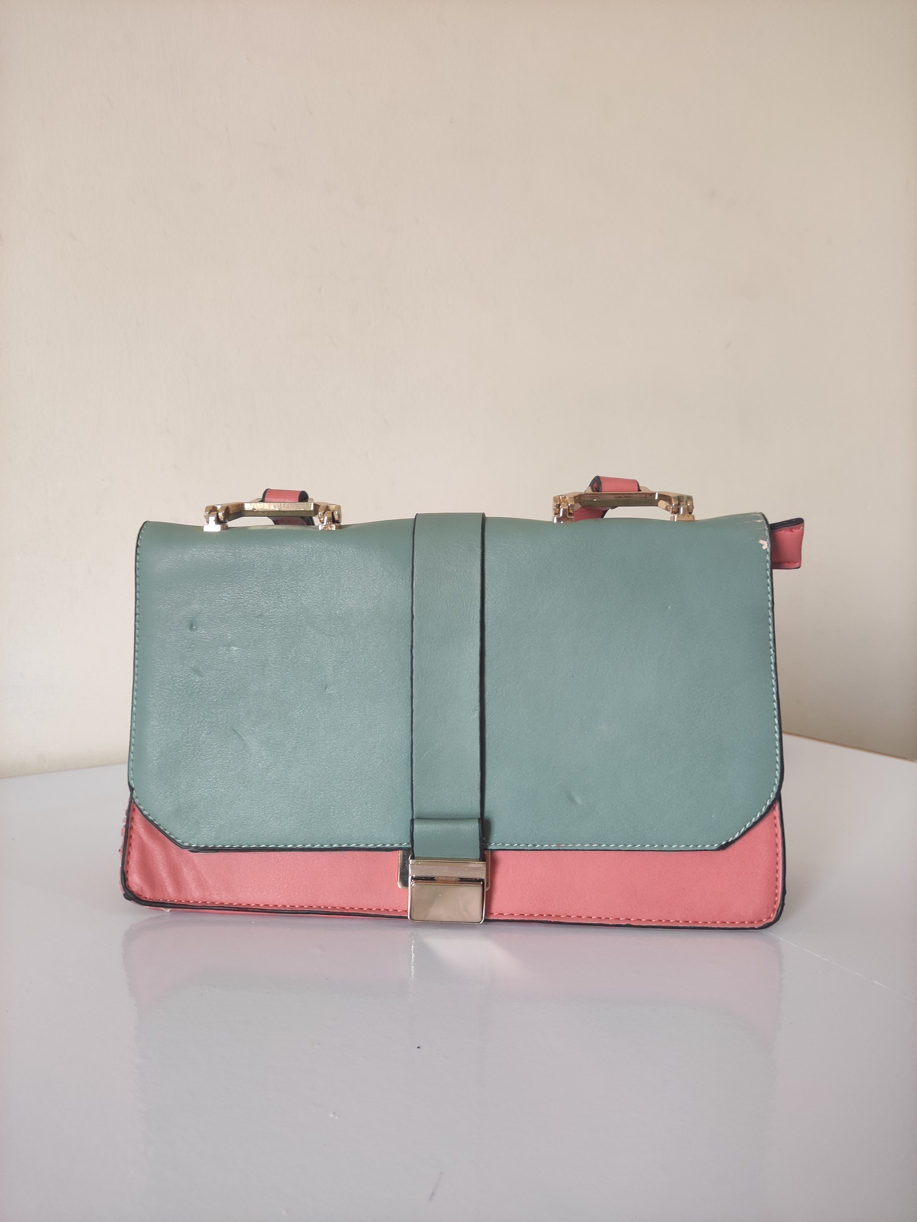 LIQUORISH handbag