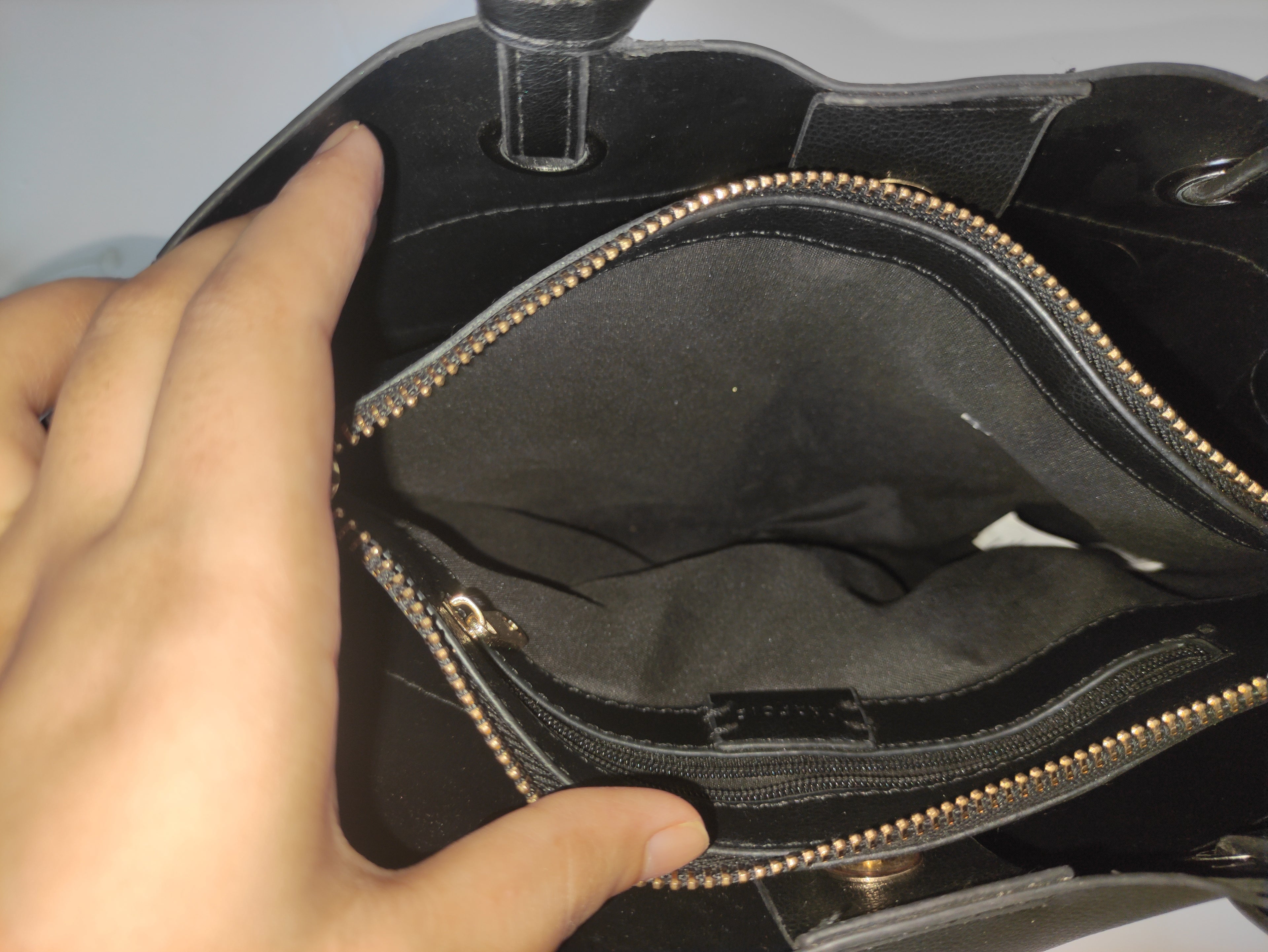 PARFOIS Black bag