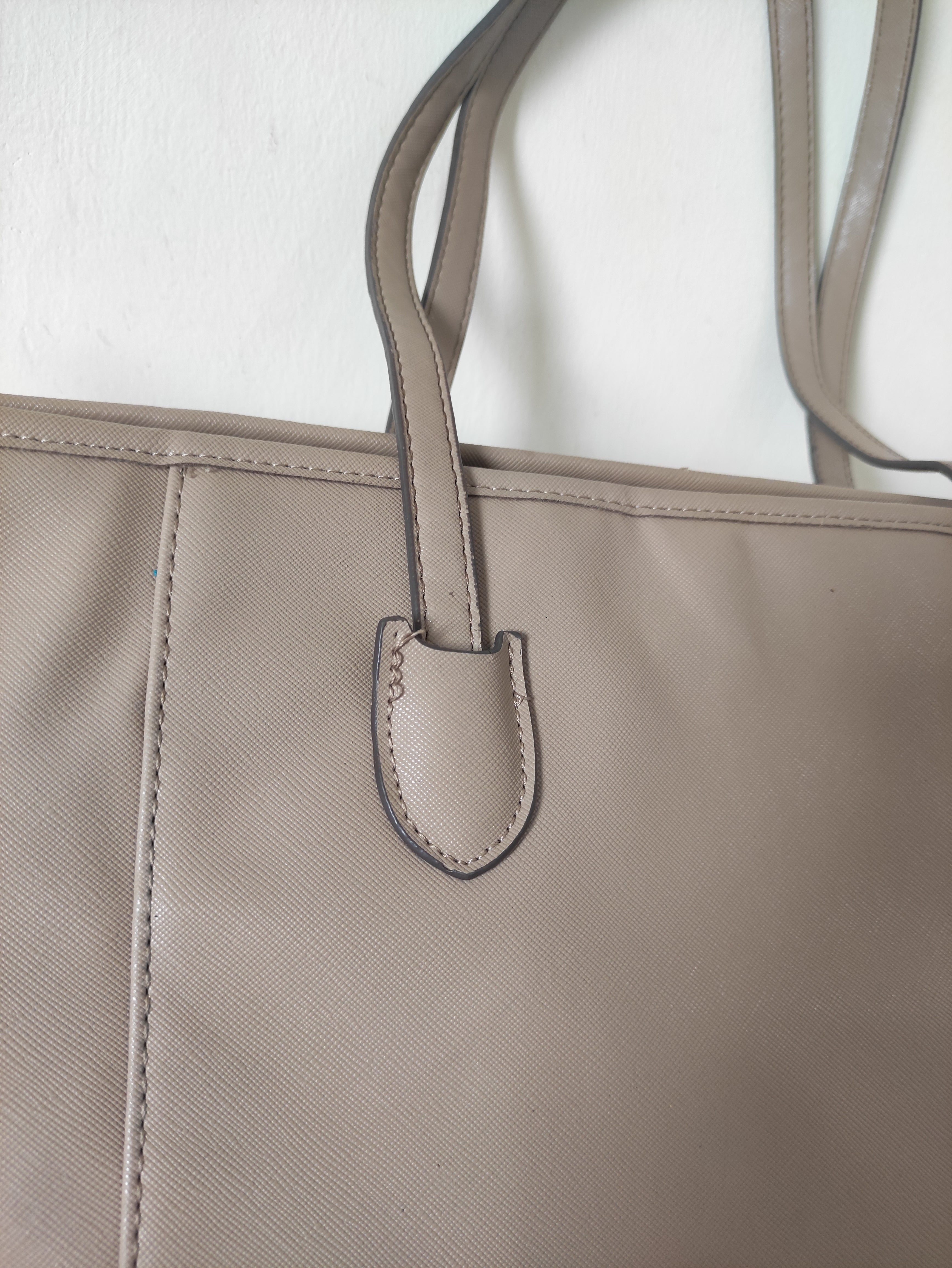 Mango Touch Tote