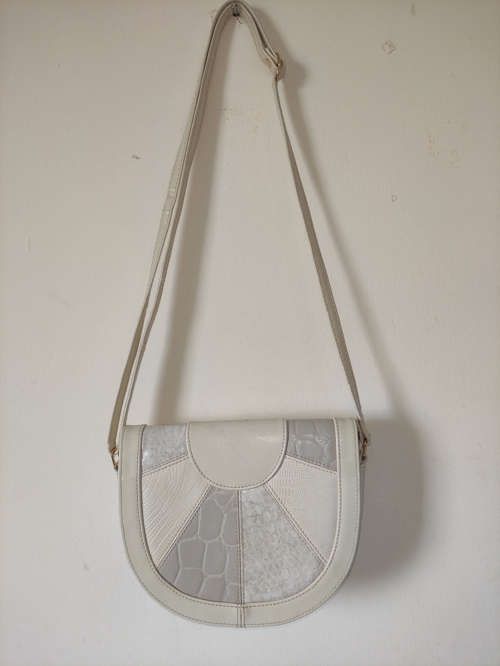 Vintage Cream Bag