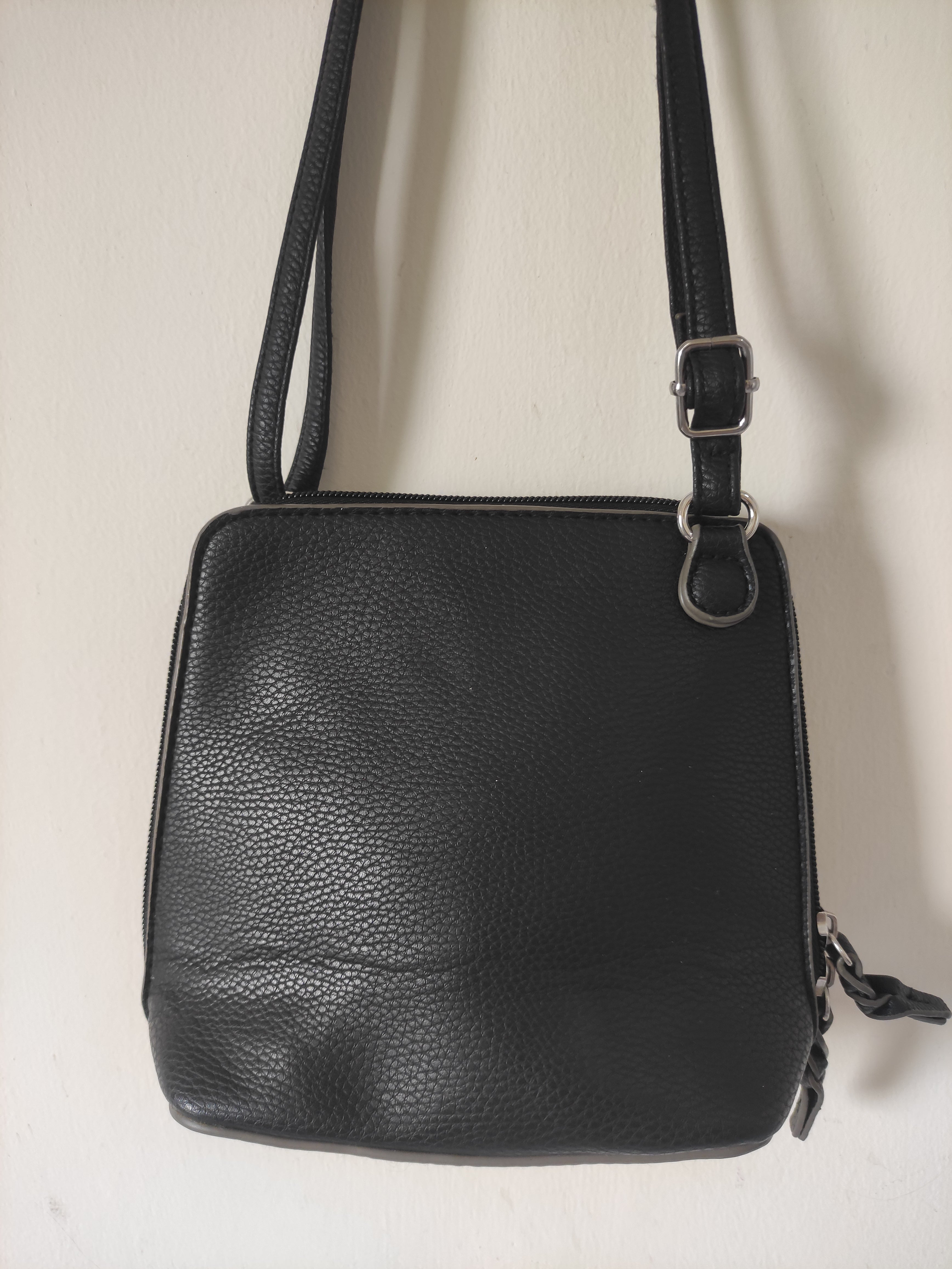 Black Crossbody