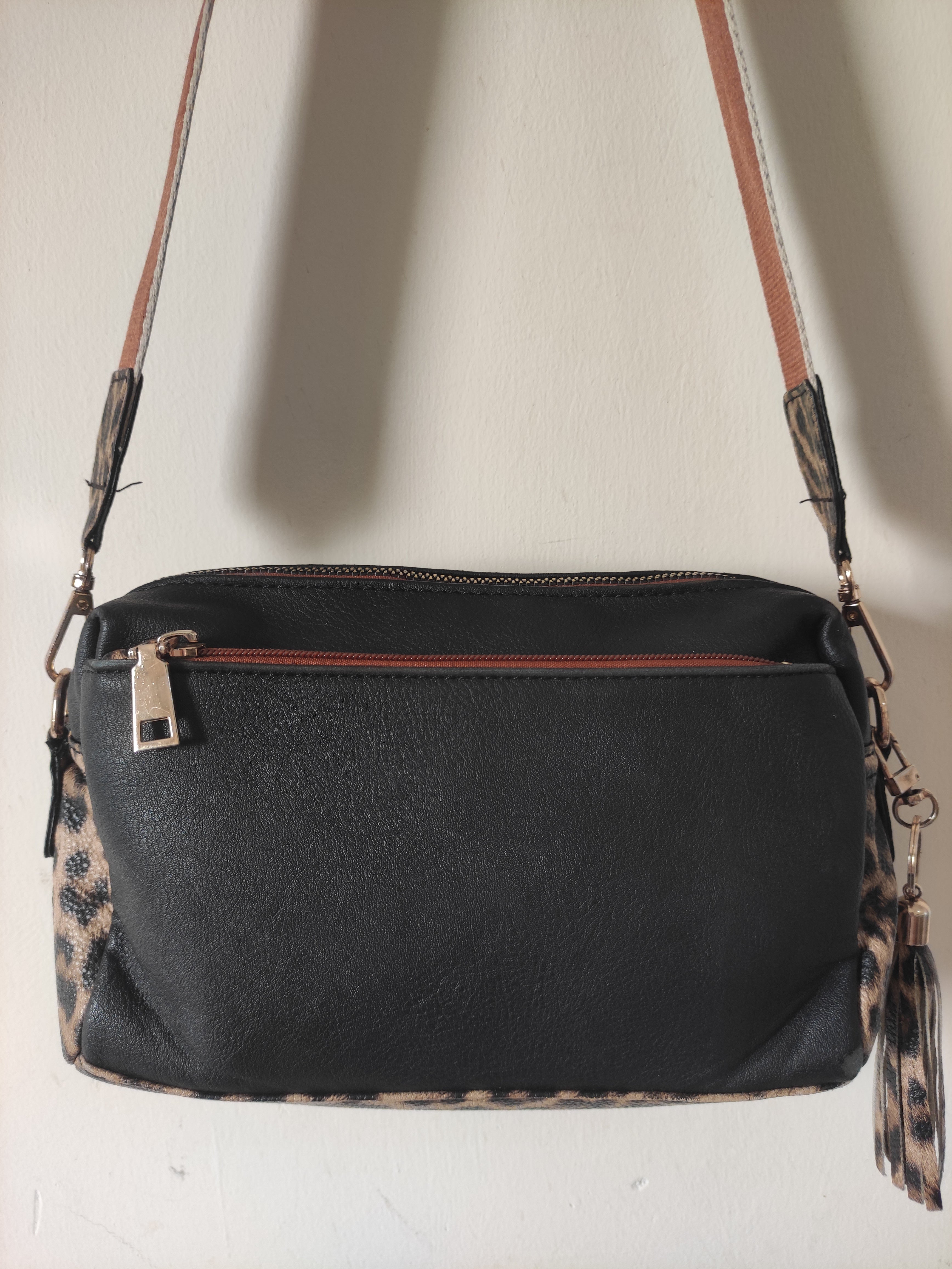 Roulens Black Bag