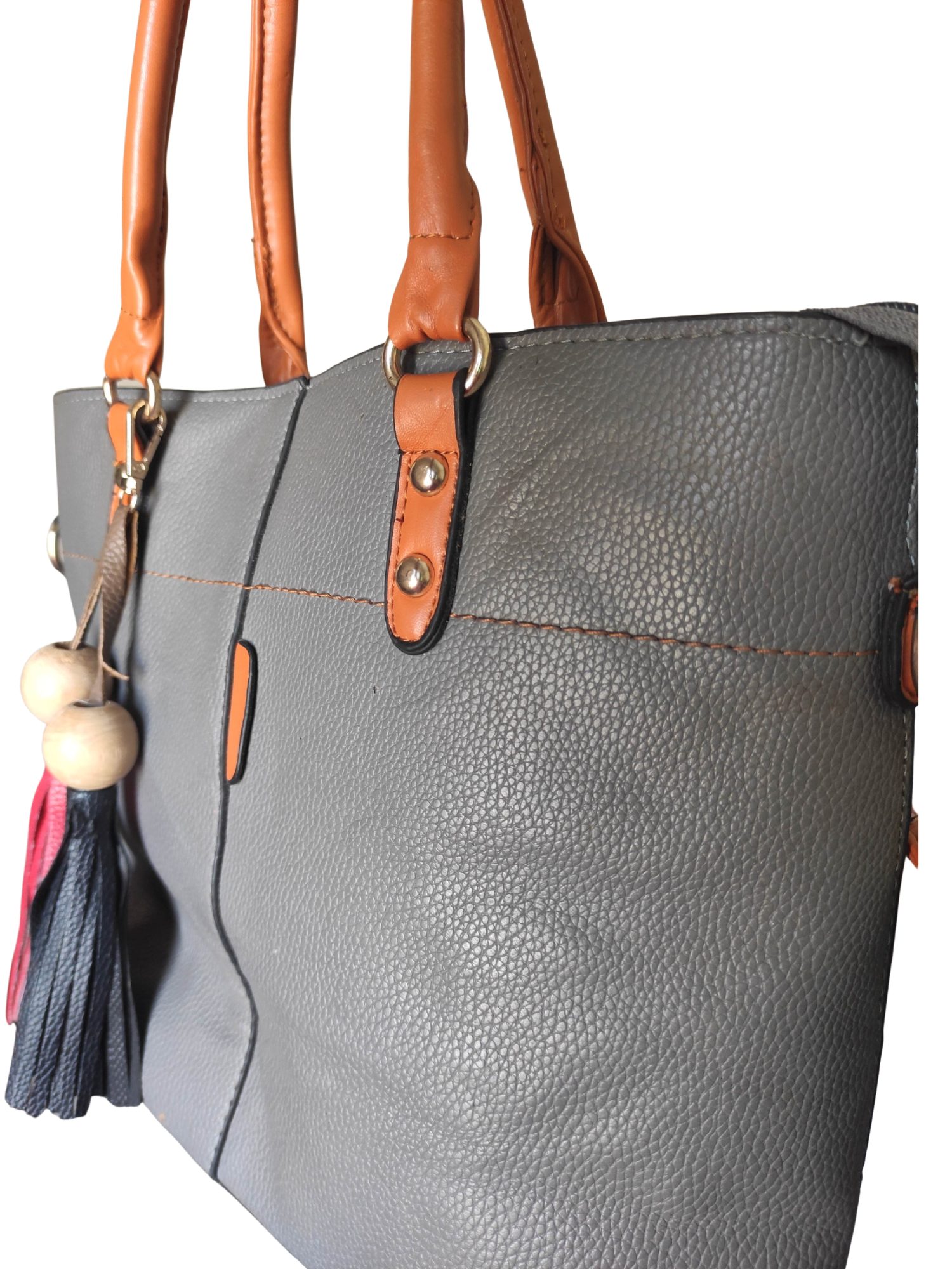 Classic Everyday Shoulder Bag – Minimal & Spacious | Condition: Excellent |